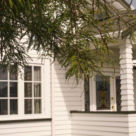Victorian Designs - Spacious Home In Rotorua Central Eksteriør bilde
